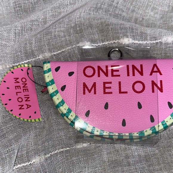 Beauty Concepts B.C. Essential Brow Kit in a Watermelon Pink Zipped Case NWT - Picture 3 of 7